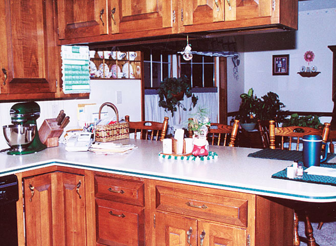 Wood Kitchen Cabinets